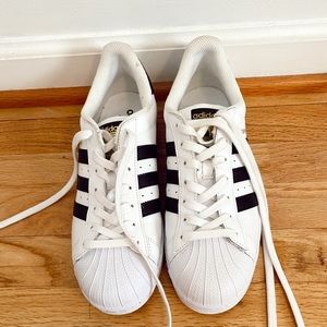 women’s superstar adidas